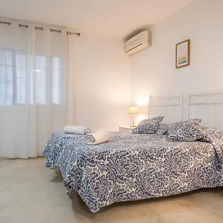 Apartmán Palm Beach Parking Piscina Andra