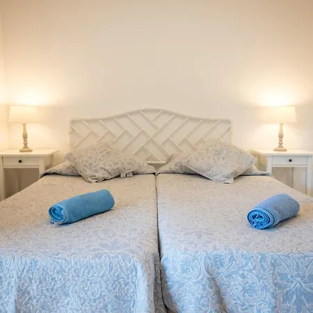 Palm Beach Parking Piscina Andra