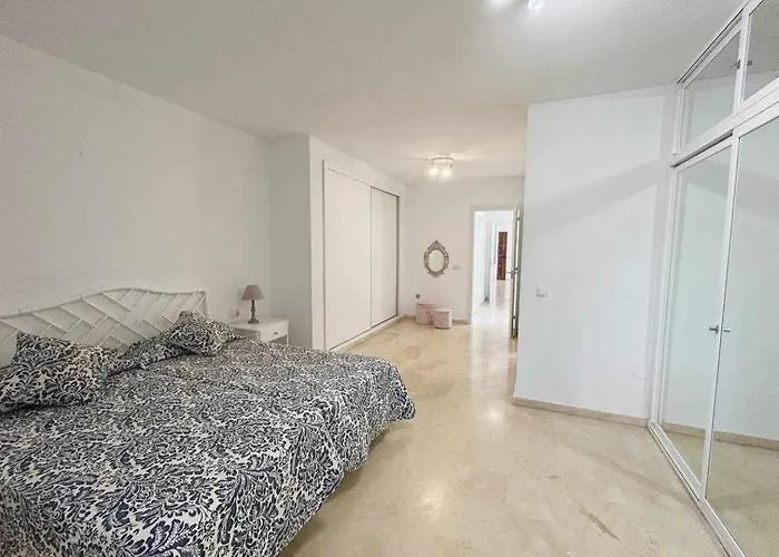 Apartment Palm Beach Parking Piscina Andra